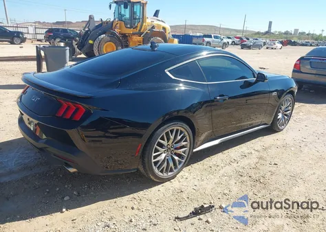 2024 Ford Mustang Gt Premium Fastback z USA, uszkodzony, nr VIN 1FA6P8CF1R5400921